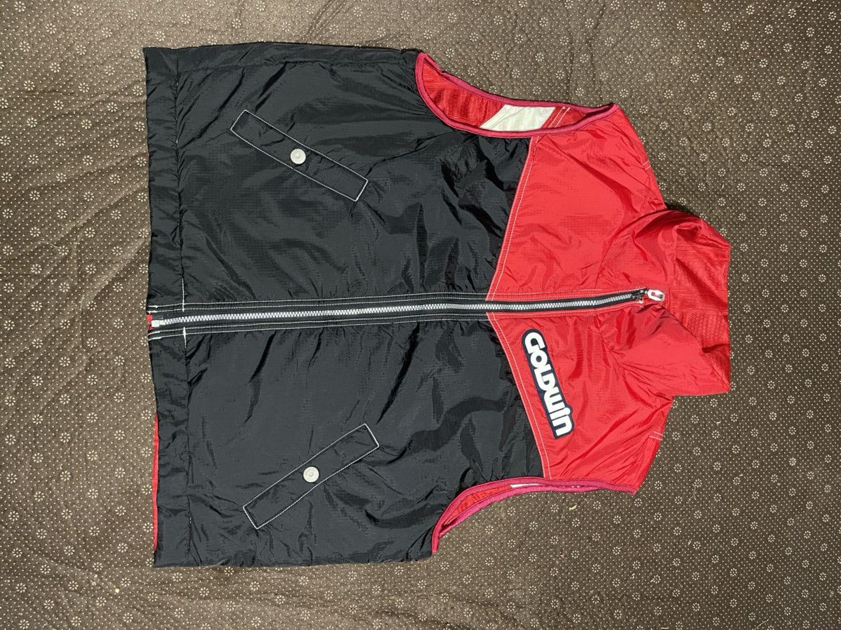 Goldwin Vintage GOLDWIN Thin Puffer Vest Reversible Size US XL / EU 56 / 4 - 5 Thumbnail