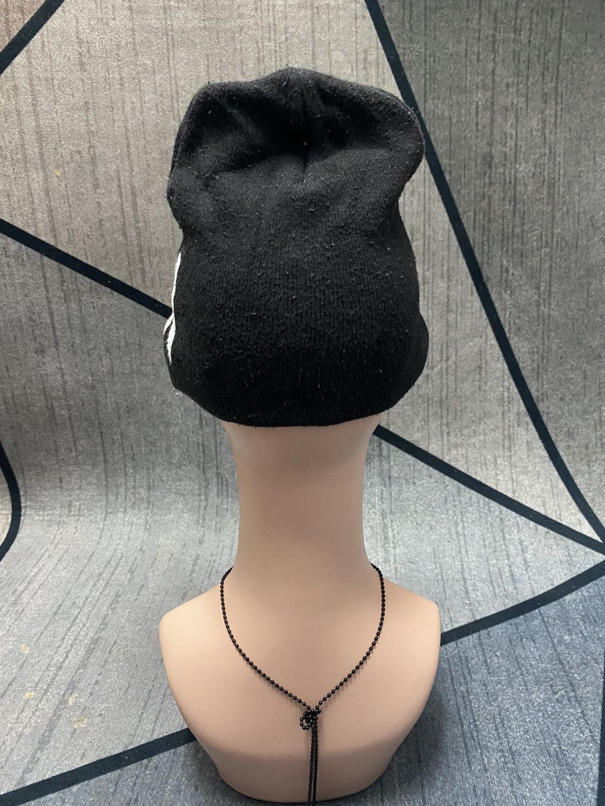 DC Comics H&M Batman Logo Short Beanie Hat Size ONE SIZE - 4 Thumbnail