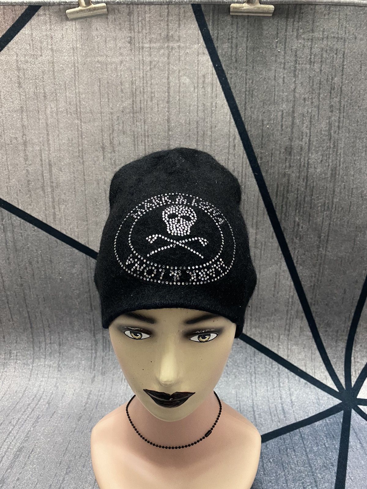 Japanese Brand Mark And Lona Sparking Skull Design Reversible Beanie Hat Size ONE SIZE - 1 Thumbnail