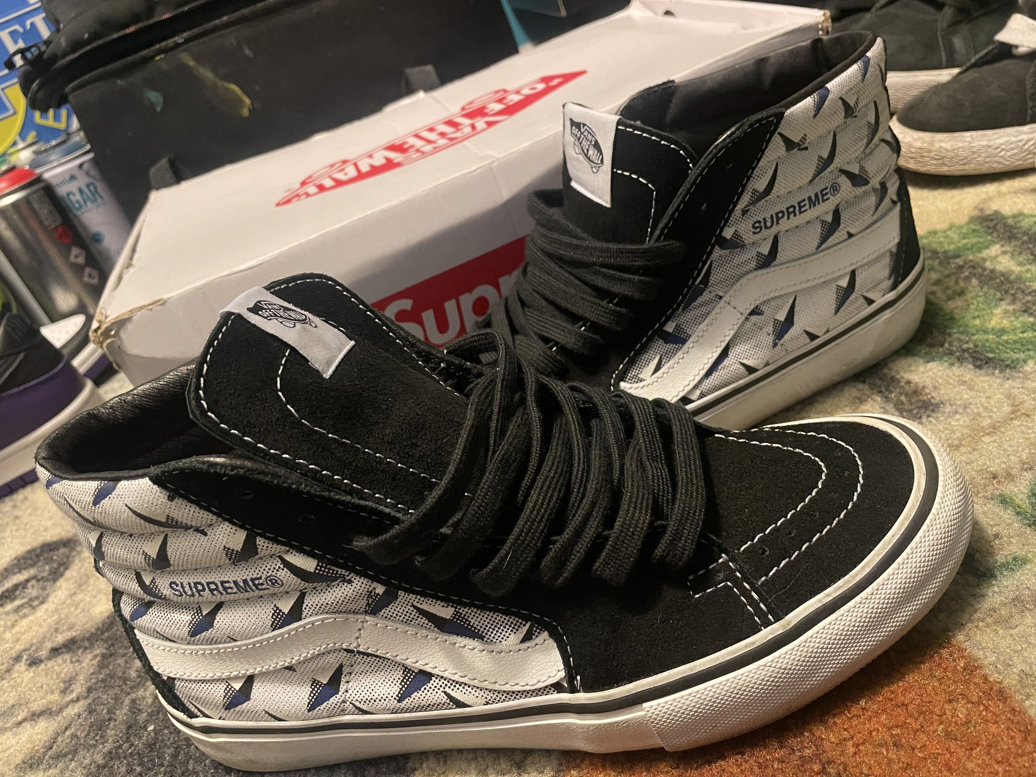Vans SK8-Hi's SUPREME Size