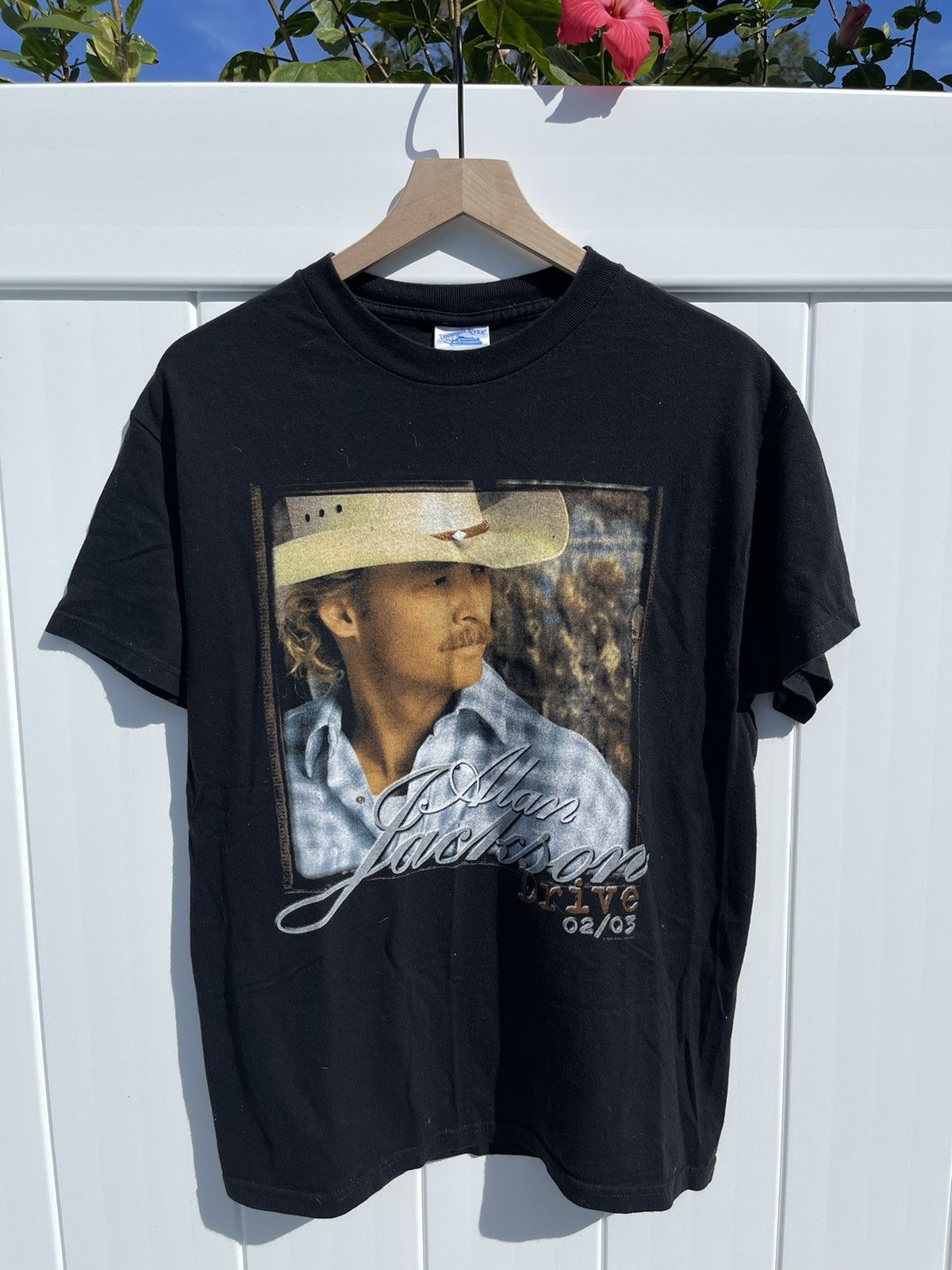 Vintage Alan Jackson 02’ Tour T-shirt | Grailed