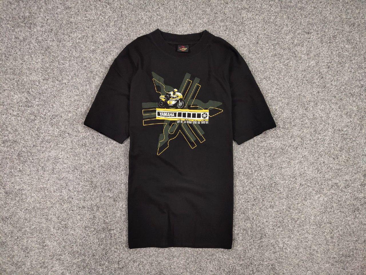 Yamaha Vintage Yamaha Kenny Roberts Race Motorcycle T shirt Size US XL / EU 56 / 4 - 1 Thumbnail