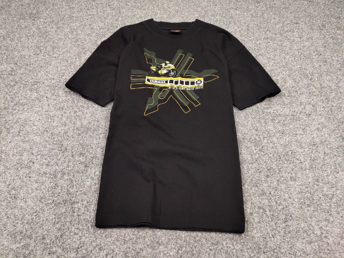 Yamaha Vintage Yamaha Kenny Roberts Race Motorcycle T shirt Size US XL / EU 56 / 4 - 2 Thumbnail