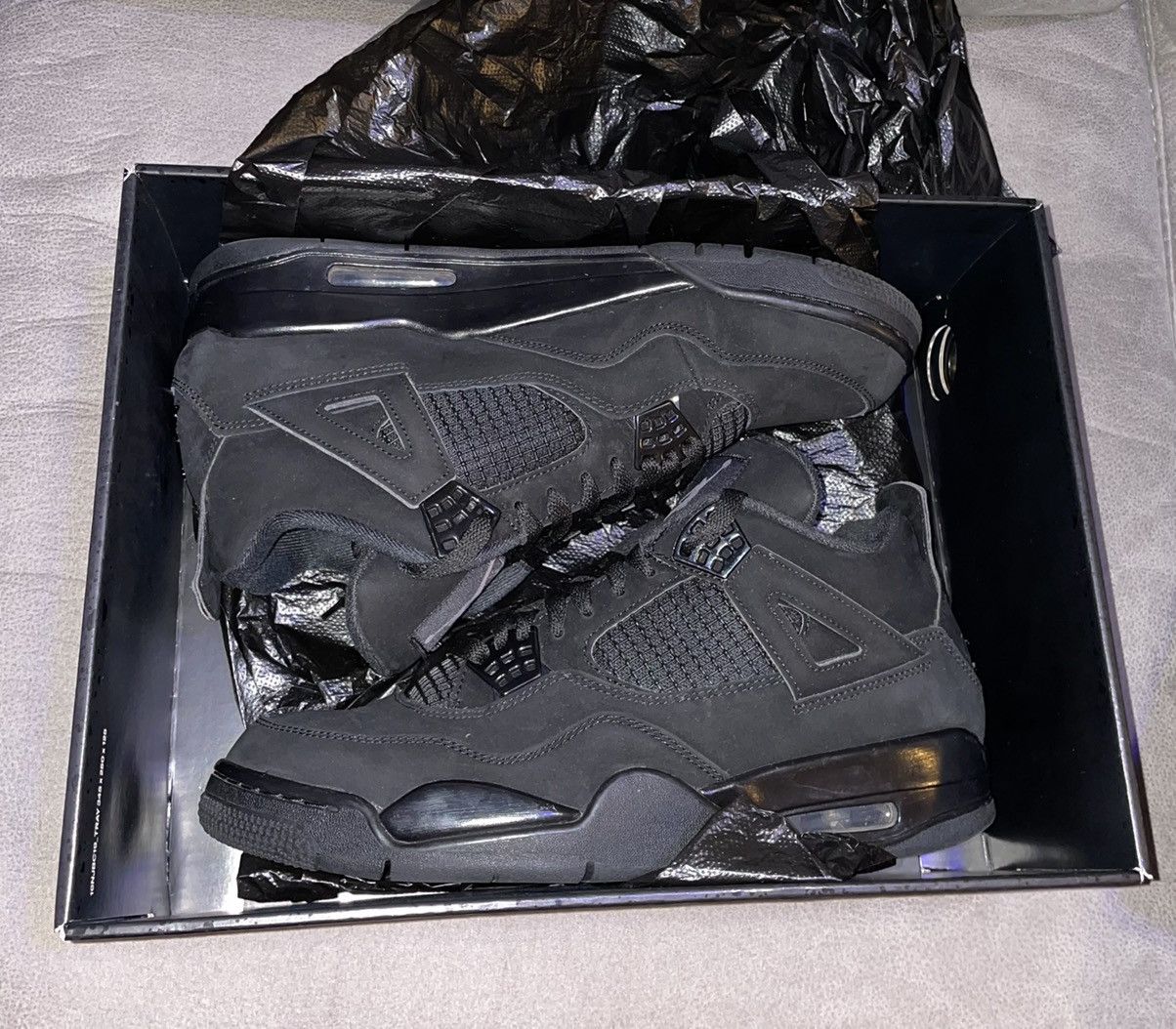 2020 black cat jordan 4