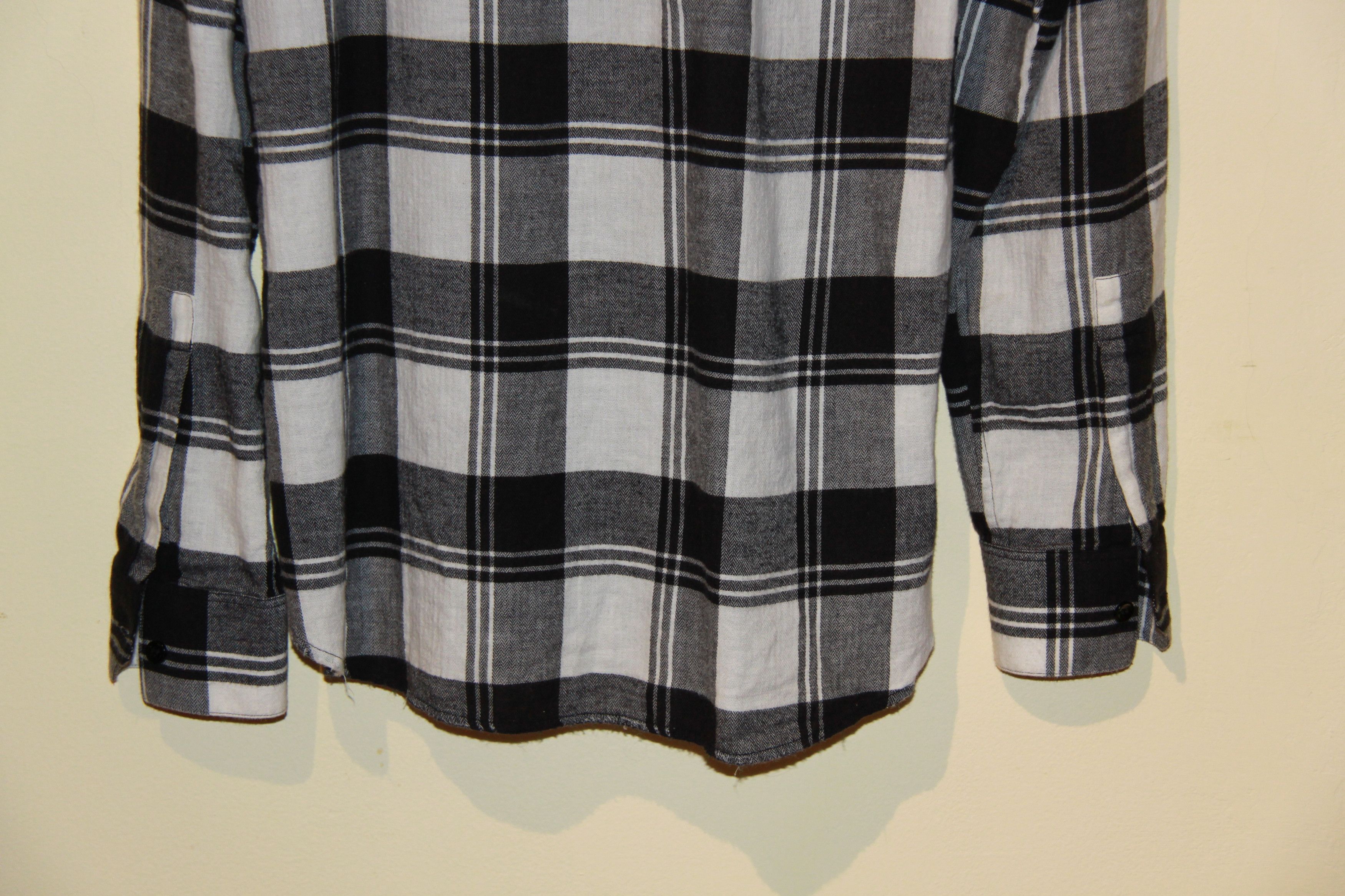 Saint Laurent Paris FW17 Black and White Plaid Button Up Shirt Size US S / EU 44-46 / 1 - 8 Thumbnail