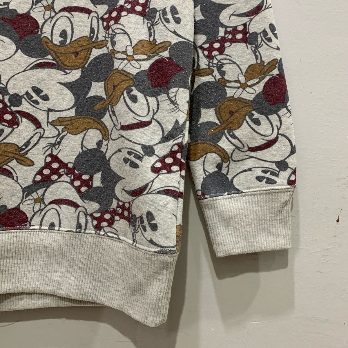 Disney × Mickey Mouse MICKEY & MINNIE Sweatshirts Size L Fits S Size US S / EU 44-46 / 1 - 4 Thumbnail