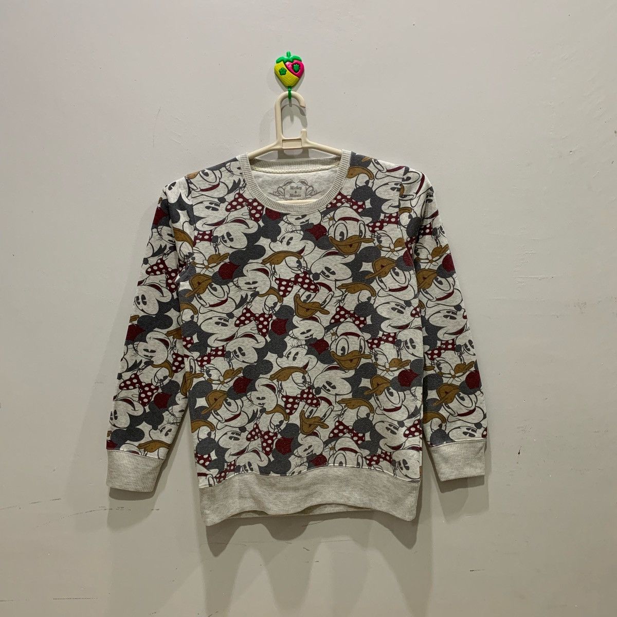 Disney × Mickey Mouse MICKEY & MINNIE Sweatshirts Size L Fits S Size US S / EU 44-46 / 1 - 1 Thumbnail