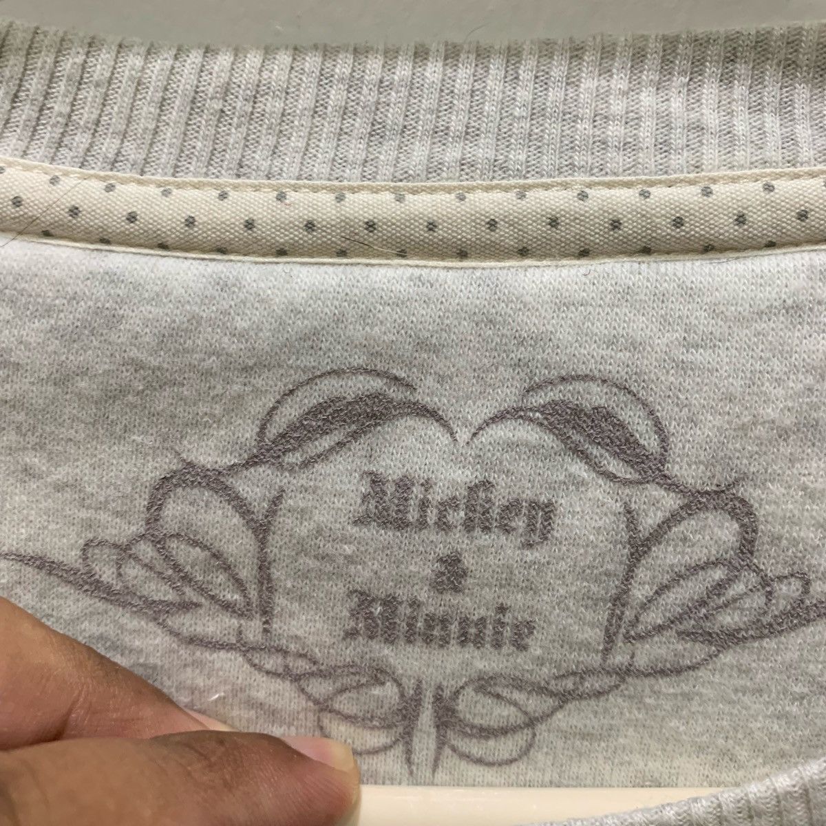 Disney × Mickey Mouse MICKEY & MINNIE Sweatshirts Size L Fits S Size US S / EU 44-46 / 1 - 6 Thumbnail