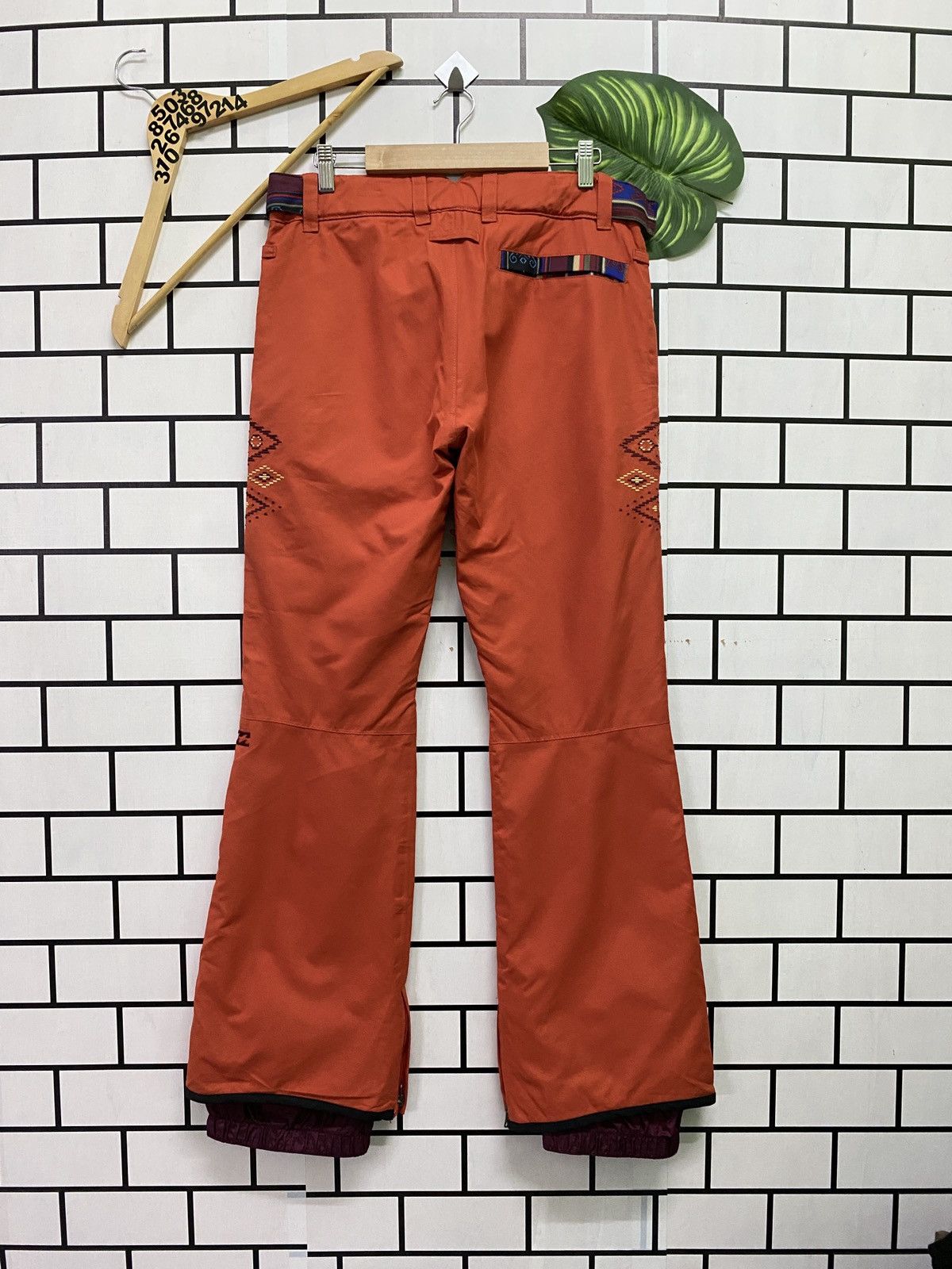 Billabong Billabong outwear waterproof snowboard native ski pant Size US 31 - 2 Thumbnail