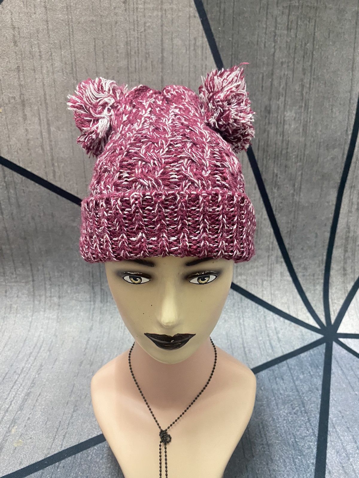 Japanese Brand Daiso Japanese Brand Horn Beanie Hat Size ONE SIZE - 1 Thumbnail