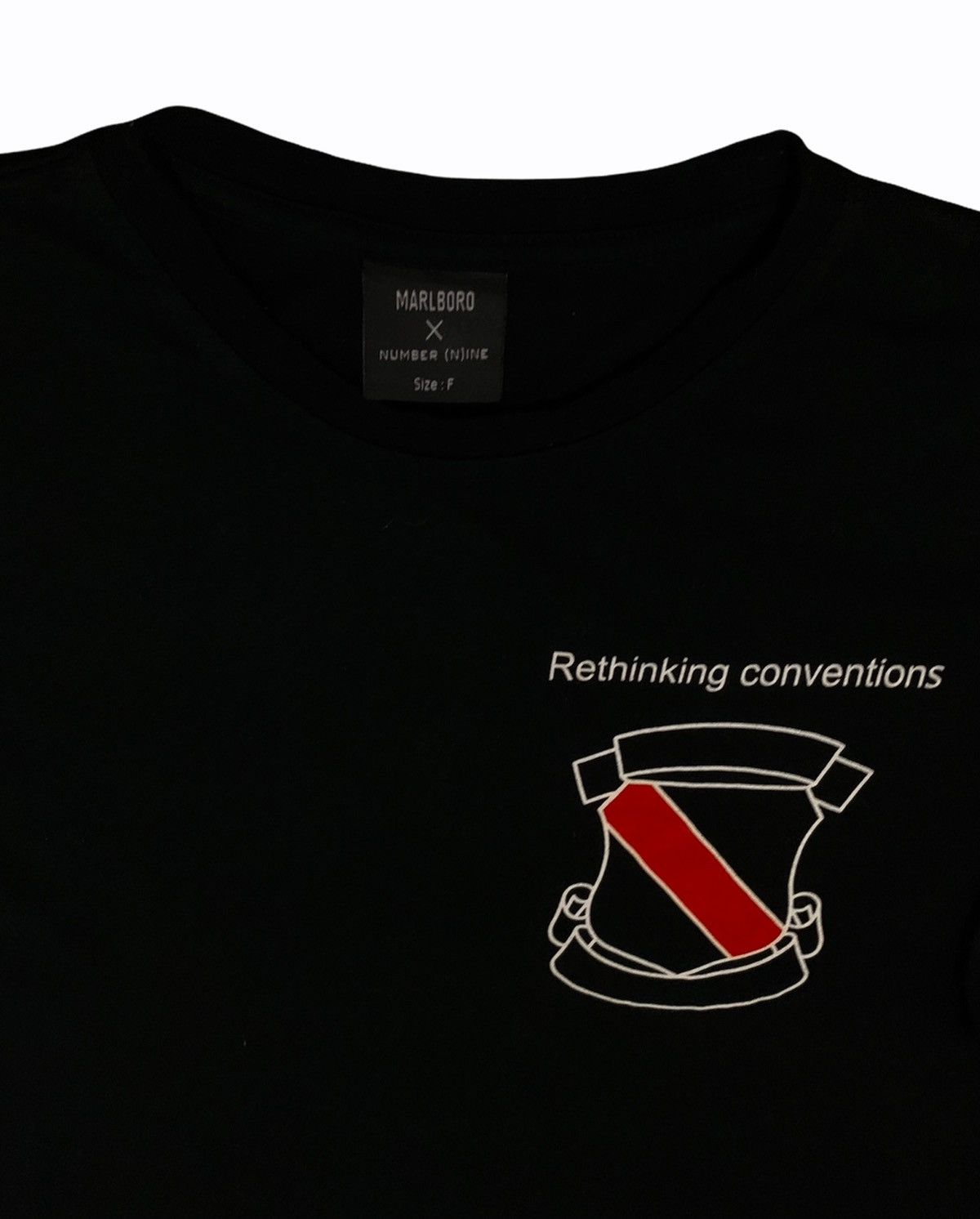 Number (N)ine Vintage Japanese Brand Number Nine X Marlboro T-shirt 2000s Size US L / EU 52-54 / 3 - 4 Thumbnail