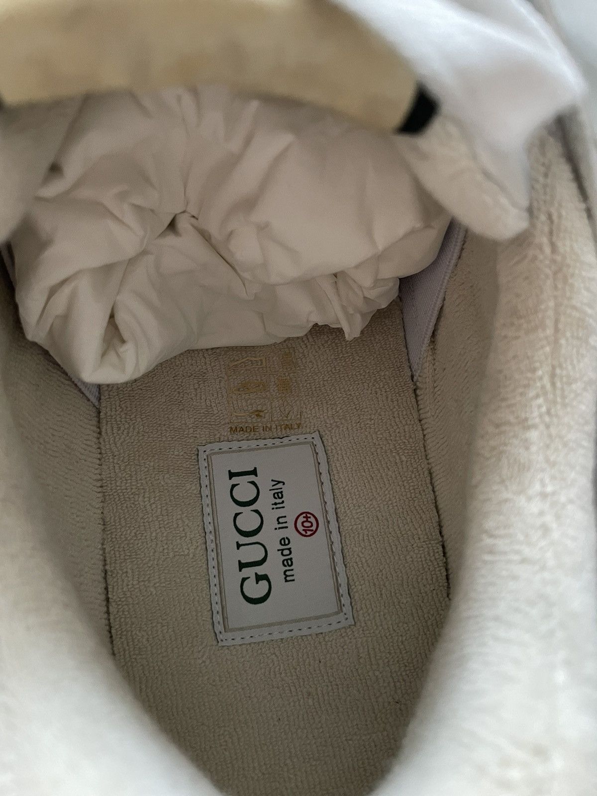 Gucci Runway Limited Edition Gucci Logo Sneakers Limited Edition Size US 11 / EU 44 - 24 Thumbnail