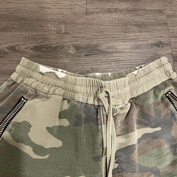 Fear of God Fear of god essentials collection 2 camo sweat shorts