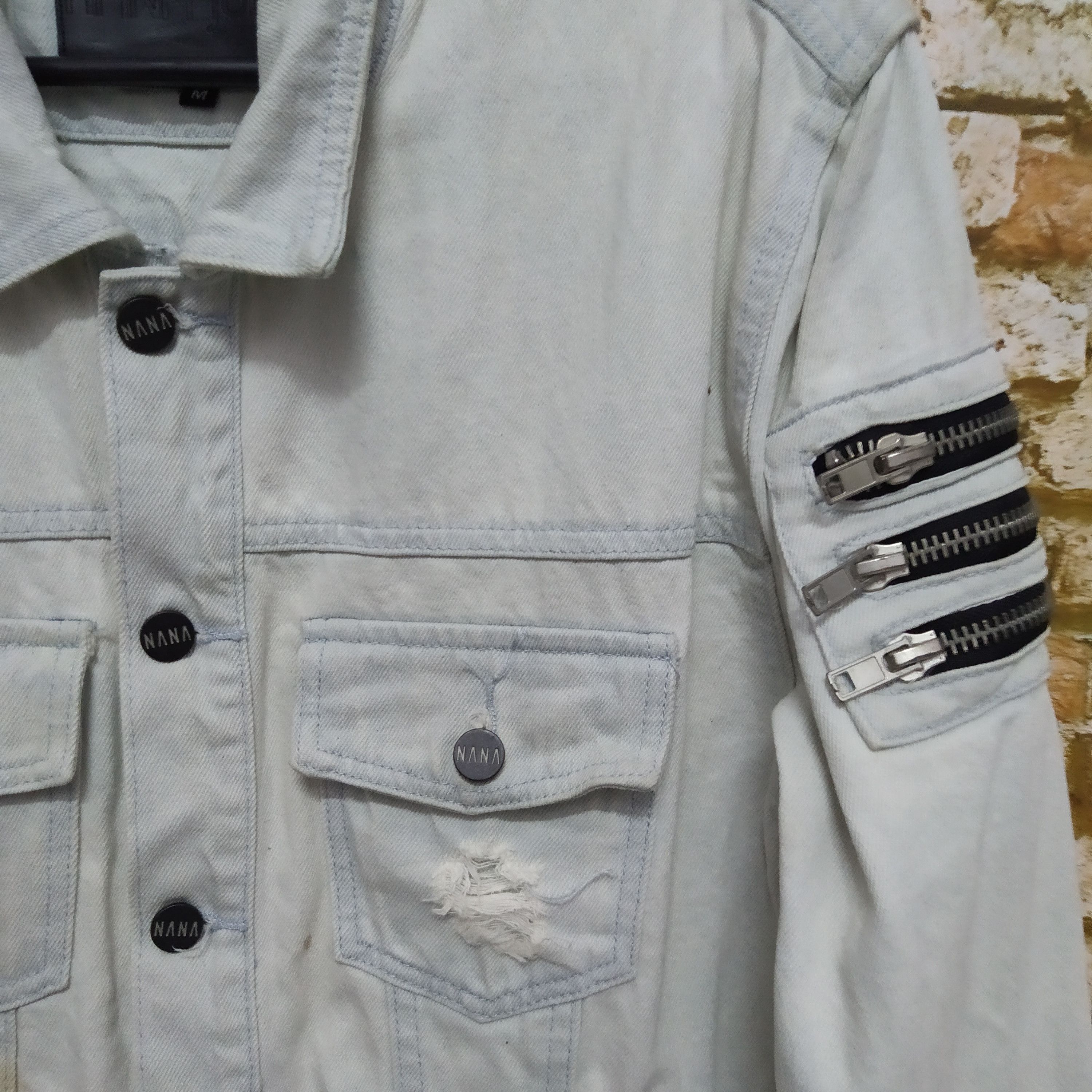 NANA JUDY NANA JUDY ZIPPER DISTRESSED JACKET DENIM (D399) Size US M / EU 48-50 / 2 - 3 Thumbnail