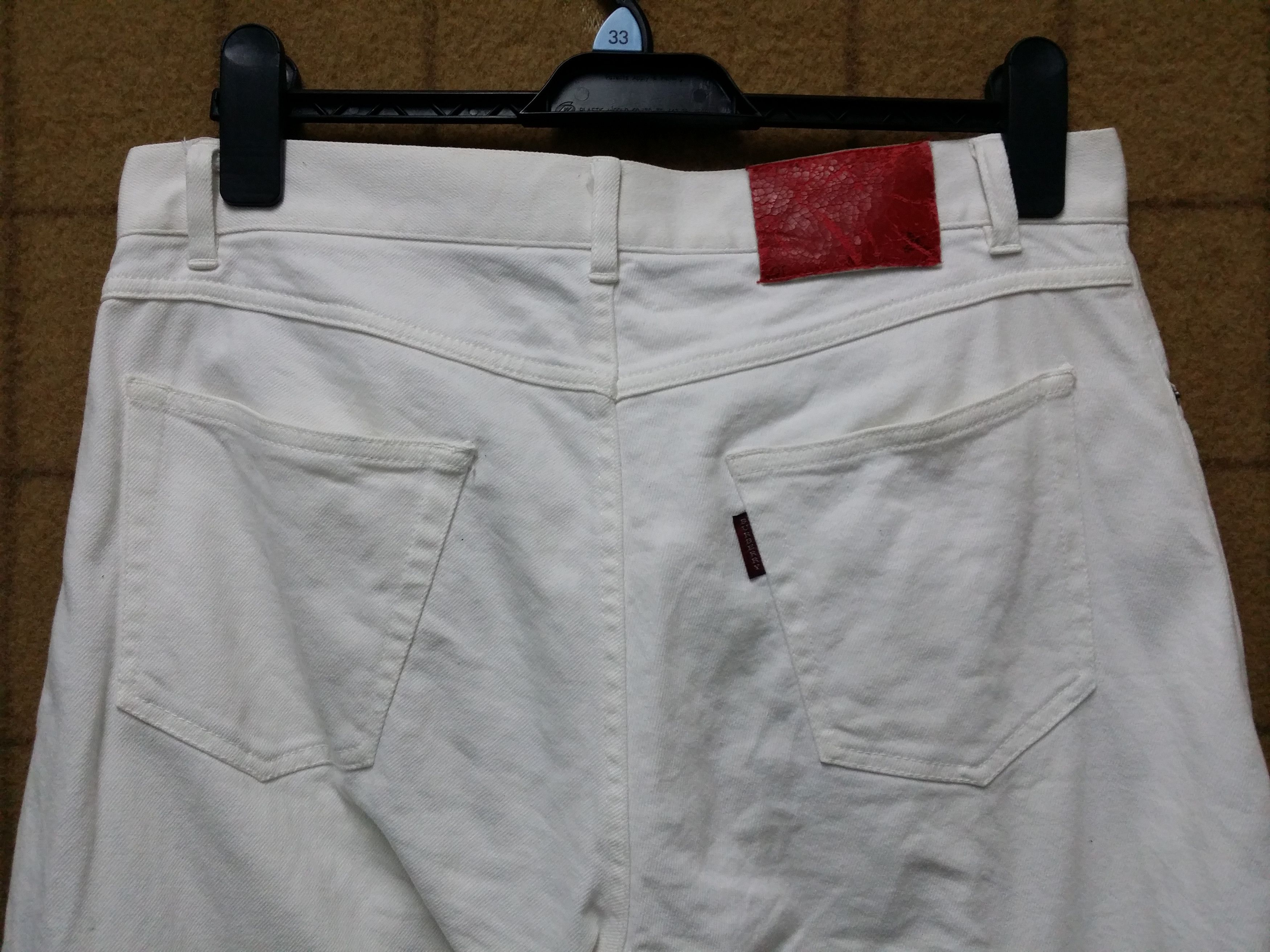 Burberry ICONIC🔥BURBERRY BLACK LABEL WHITE JEANS Size US 33 - 5 Thumbnail