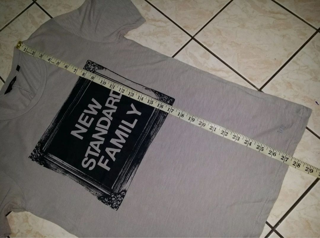 Undercover × Uniqlo ARCHIVES UNDERCOVER x UNIQLO (UU)NEW STANDARD FAMILY T SHIRT Size US M / EU 48-50 / 2 - 6 Thumbnail