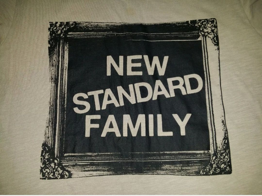 Undercover × Uniqlo ARCHIVES UNDERCOVER x UNIQLO (UU)NEW STANDARD FAMILY T SHIRT Size US M / EU 48-50 / 2 - 3 Thumbnail