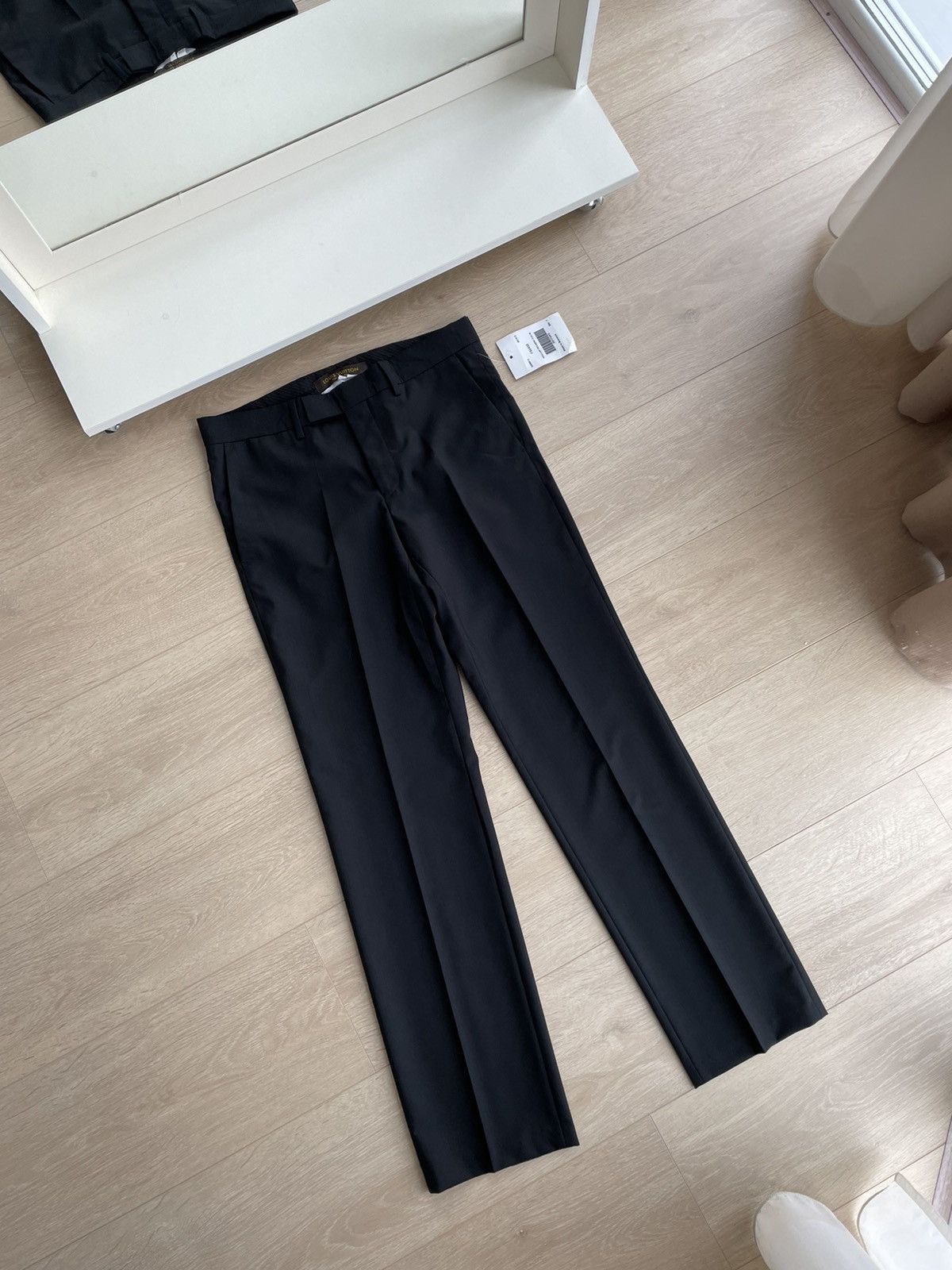 Louis Vuitton Louis Vuitton Uniforms Regular Trousers Made In Romania Size 46S - 1 Thumbnail