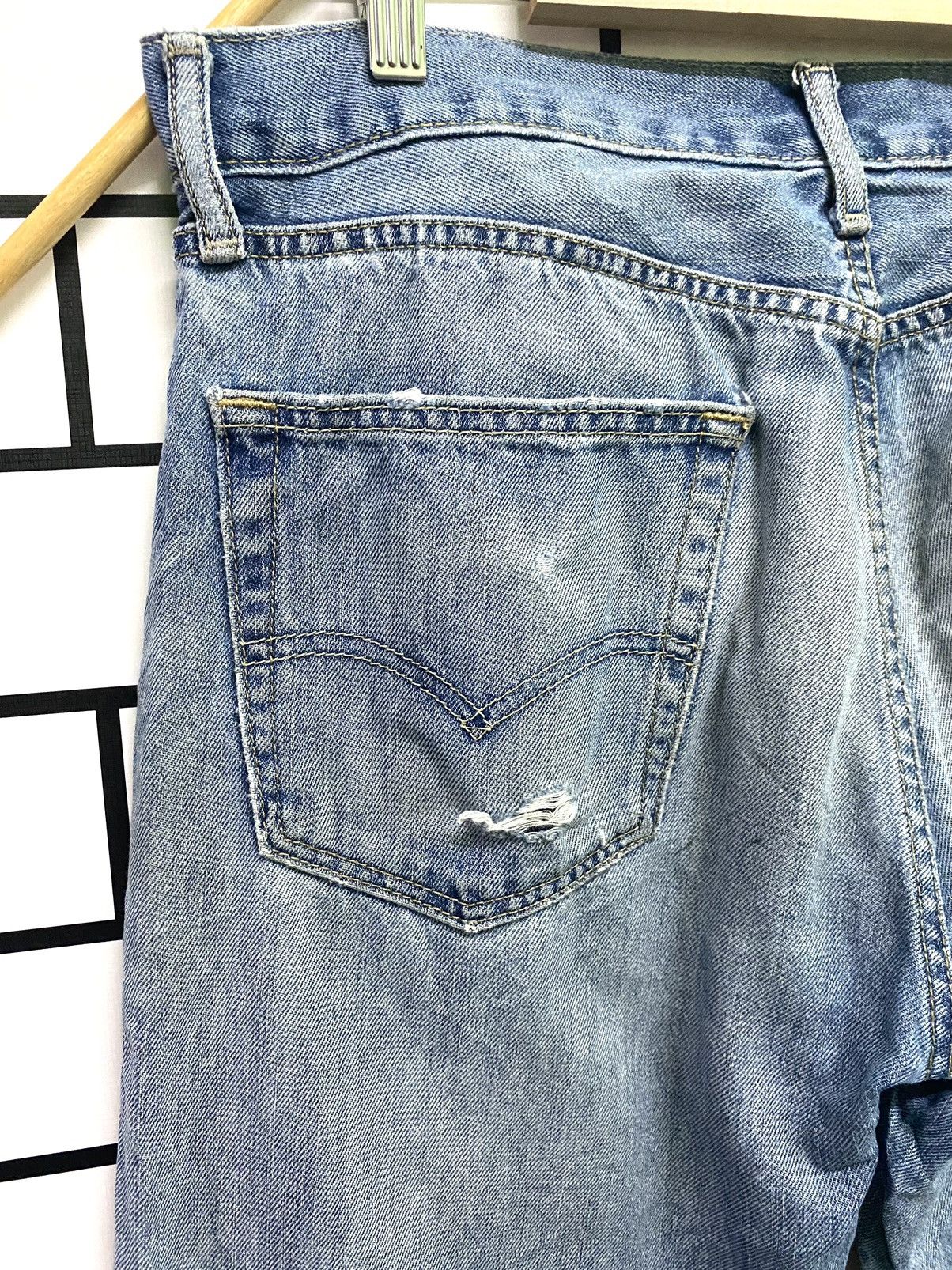 Levi's × Vintage Vintage Levis 505 Distressed Denim -L47 Size US 33 - 14 Thumbnail
