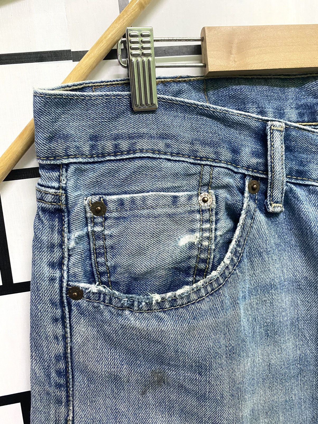 Levi's × Vintage Vintage Levis 505 Distressed Denim -L47 Size US 33 - 5 Thumbnail