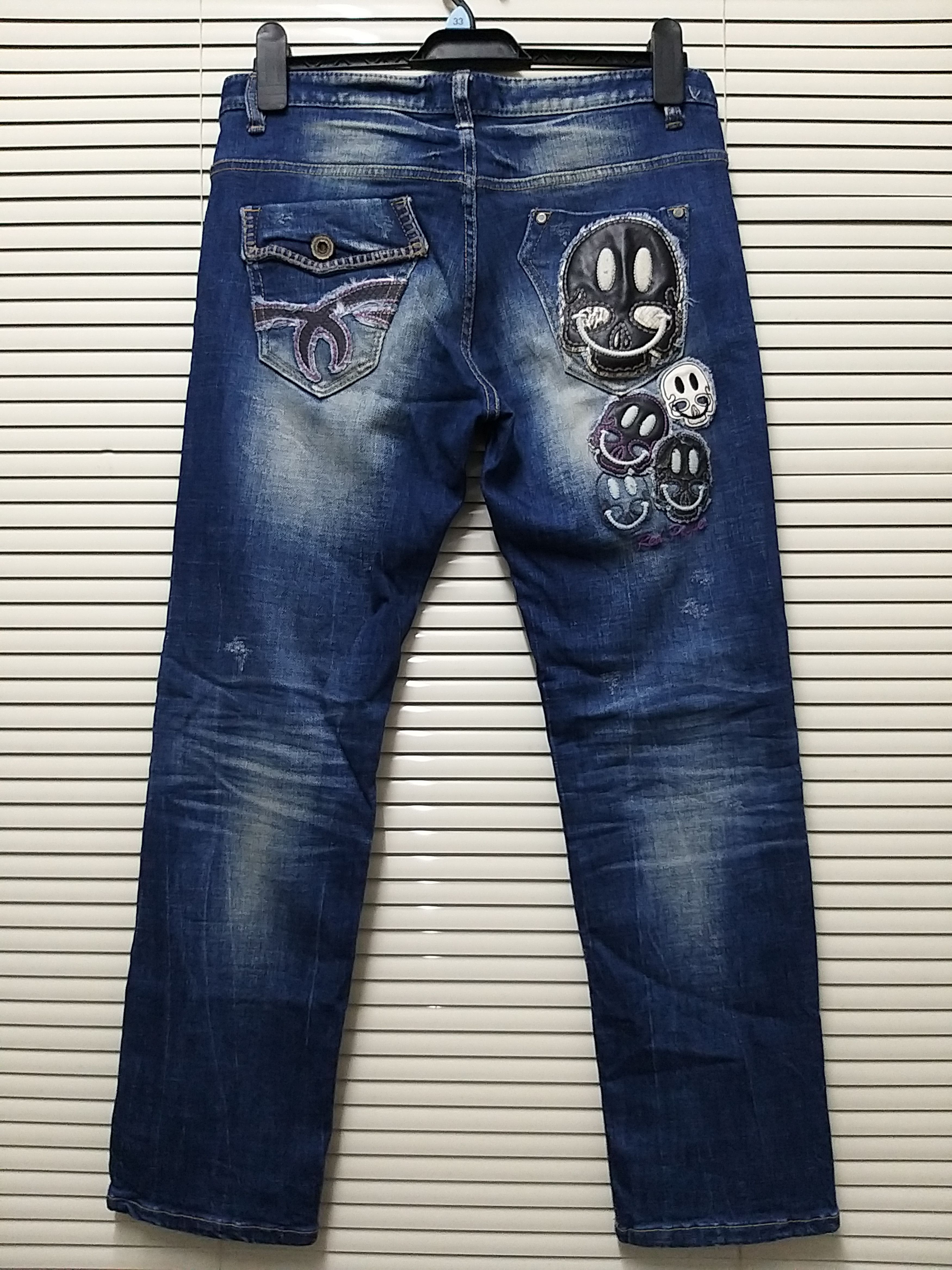 Japanese Brand ARCHIVE JAPANESE CULTURE RED PEPPER SKULL DISTRESSED JEANS Size US 32 / EU 48 - 1 Thumbnail