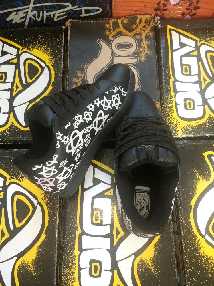 Vintage × Vintage Shoe Co. Adio BAM Margera HIM Heartagram - rare model from 2000. Size US 11 / EU 44 - 5 Thumbnail
