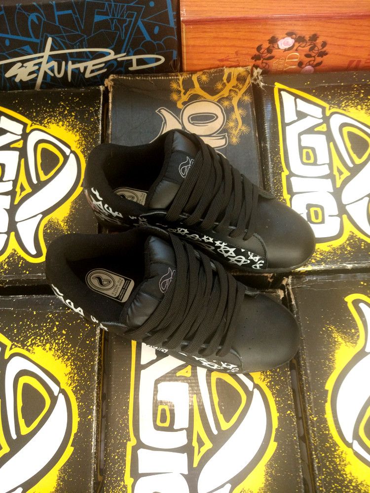 Vintage × Vintage Shoe Co. Adio BAM Margera HIM Heartagram - rare model from 2000. Size US 11 / EU 44 - 6 Thumbnail