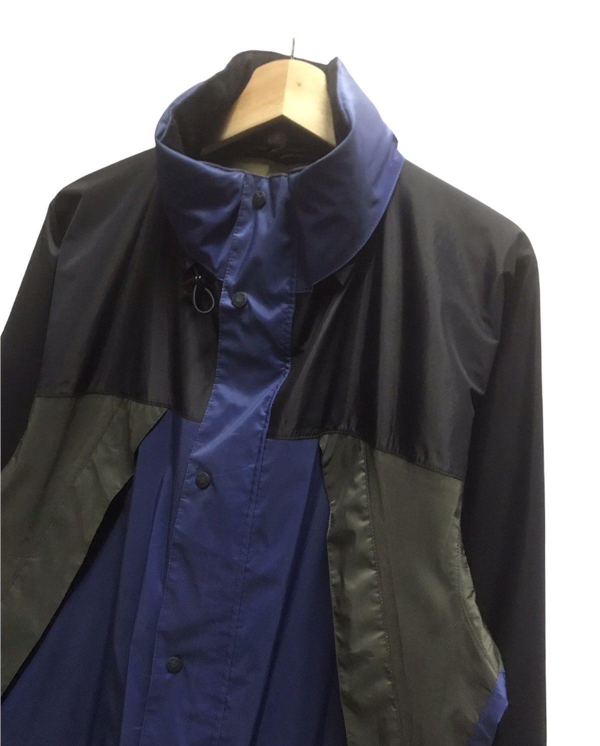 The North Face TNF Tri-Tone Waterproof Jacket Size US M / EU 48-50 / 2 - 3 Thumbnail