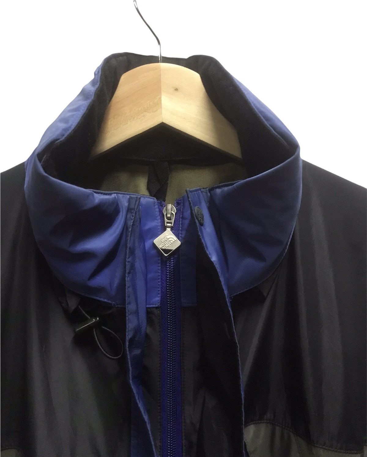The North Face TNF Tri-Tone Waterproof Jacket Size US M / EU 48-50 / 2 - 12 Thumbnail