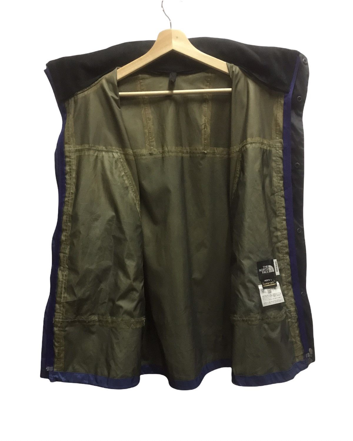 The North Face TNF Tri-Tone Waterproof Jacket Size US M / EU 48-50 / 2 - 10 Thumbnail
