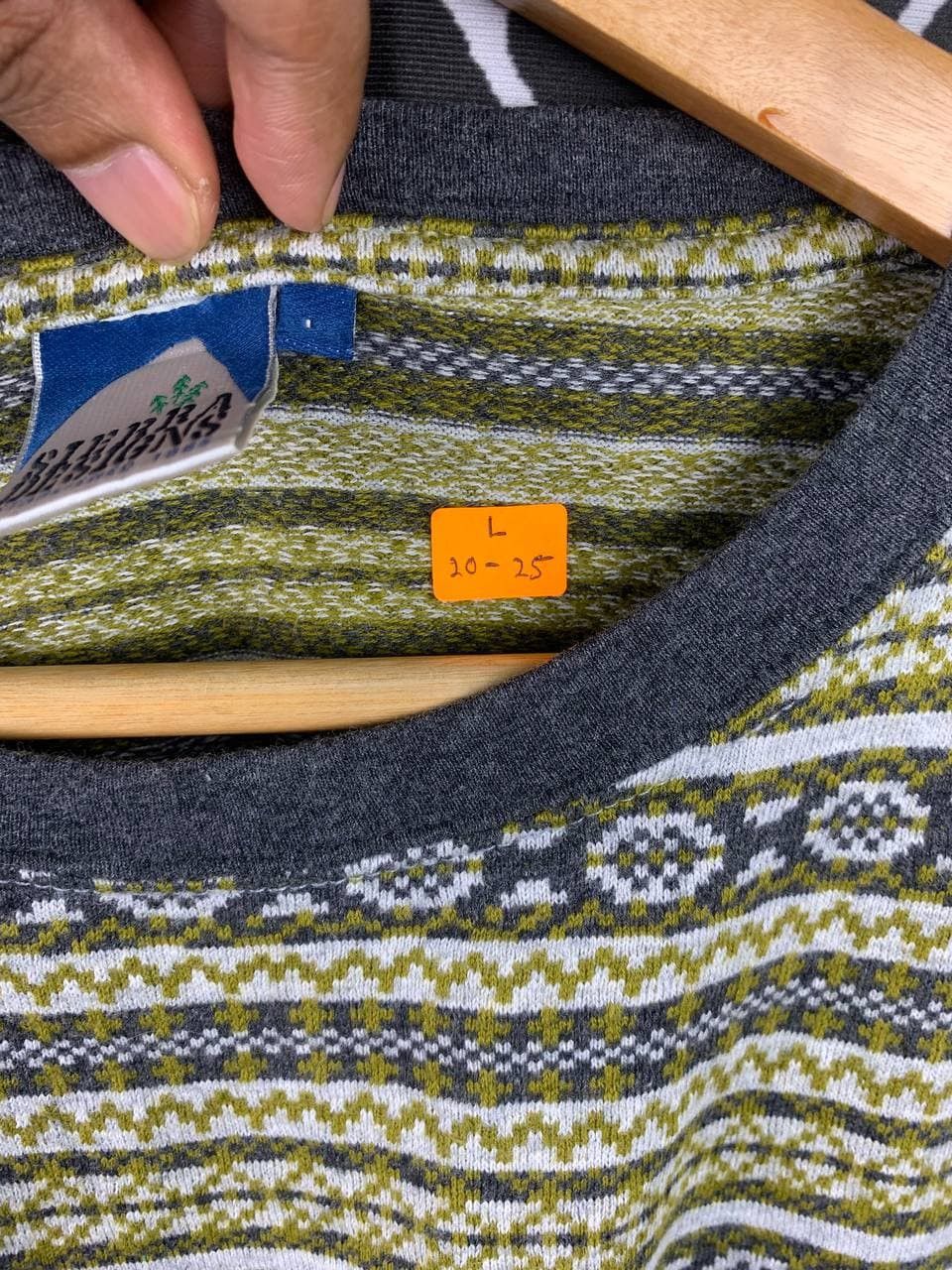 Sierra Designs Vtg Sierra Design Stripe Outdoor Tshirt Size US M / EU 48-50 / 2 - 7 Thumbnail