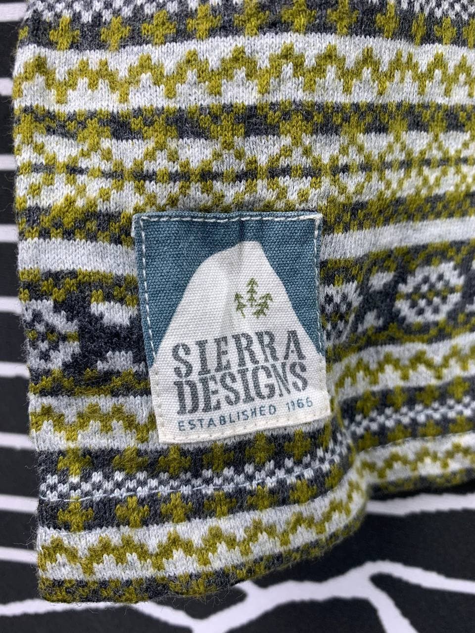 Sierra Designs Vtg Sierra Design Stripe Outdoor Tshirt Size US M / EU 48-50 / 2 - 2 Thumbnail