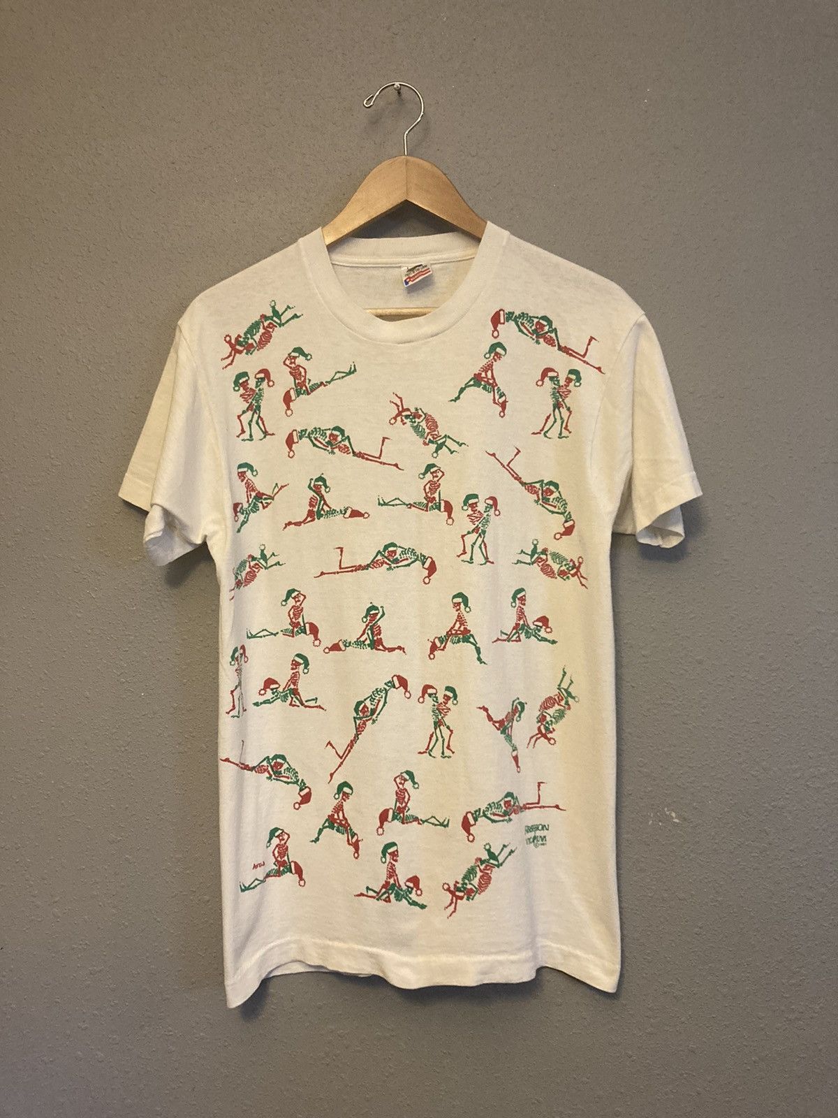 Vintage Vintage Christmas fashion victim skeleton t shirt rare 