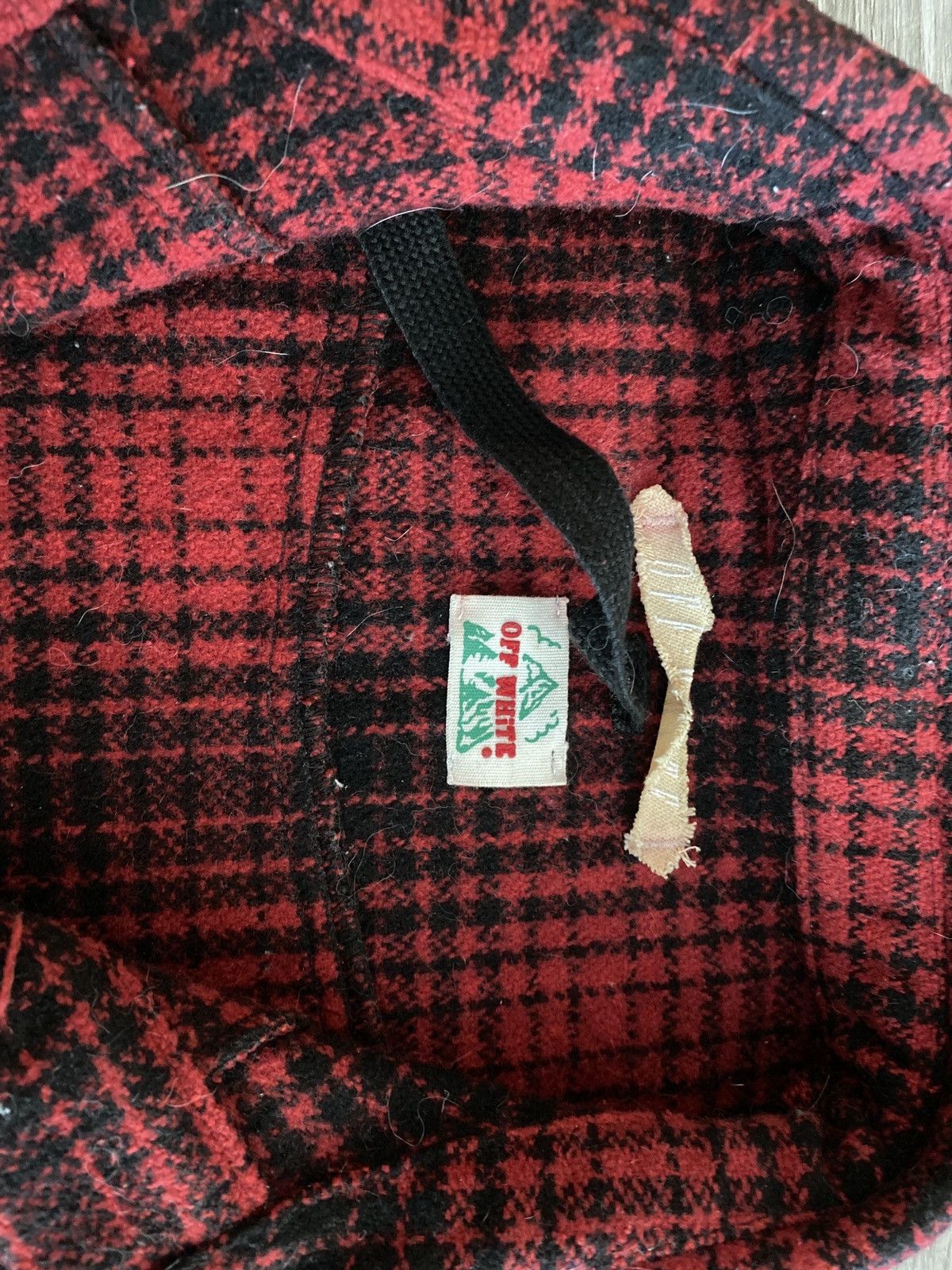 Off-White Off white red& black jacket Size US XS / EU 42 / 0 - 2 Preview