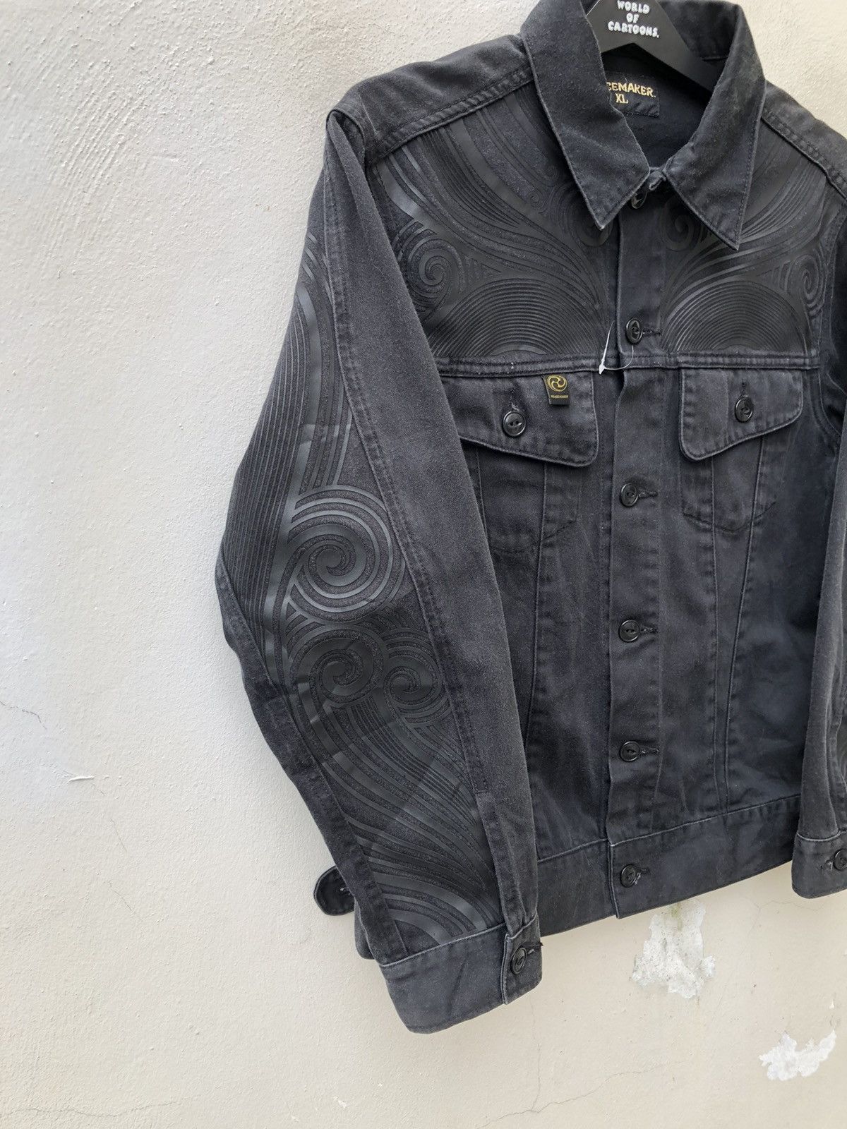 The Viridi-anne 90s Peacemaker Japan Ethnic Tribe Faded Black Trucker Jacket Size US L / EU 52-54 / 3 - 11 Thumbnail