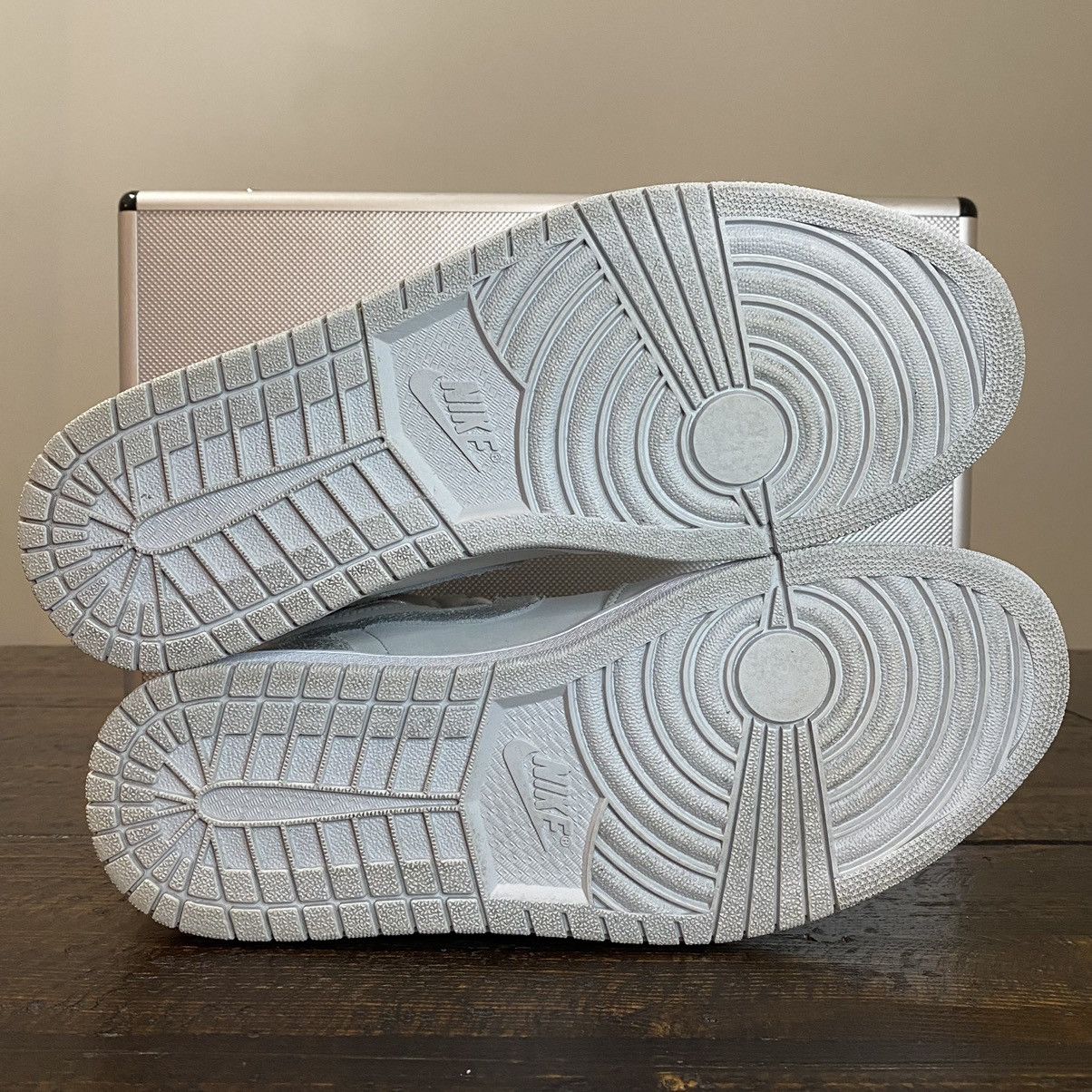 Jordan Brand Air Jordan 1 Retro Hi Silver 25th Anniversary 2010 Size US 10.5 / EU 43-44 - 5 Thumbnail