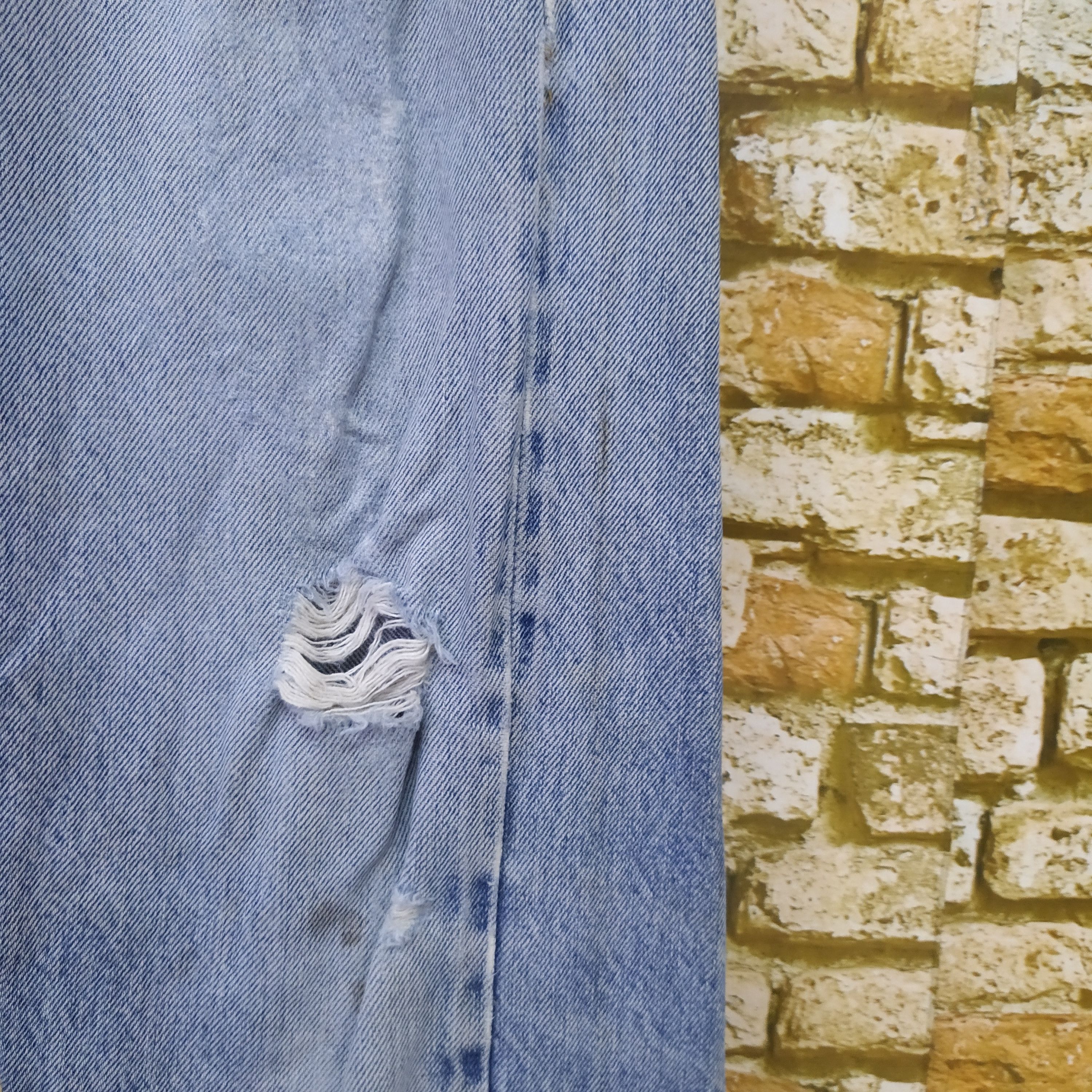 Levi's × Vintage 80s LEVIS 501 SELVEDGE USA DENIM #6 COBAIN (D406) Size US 27 - 2 Thumbnail
