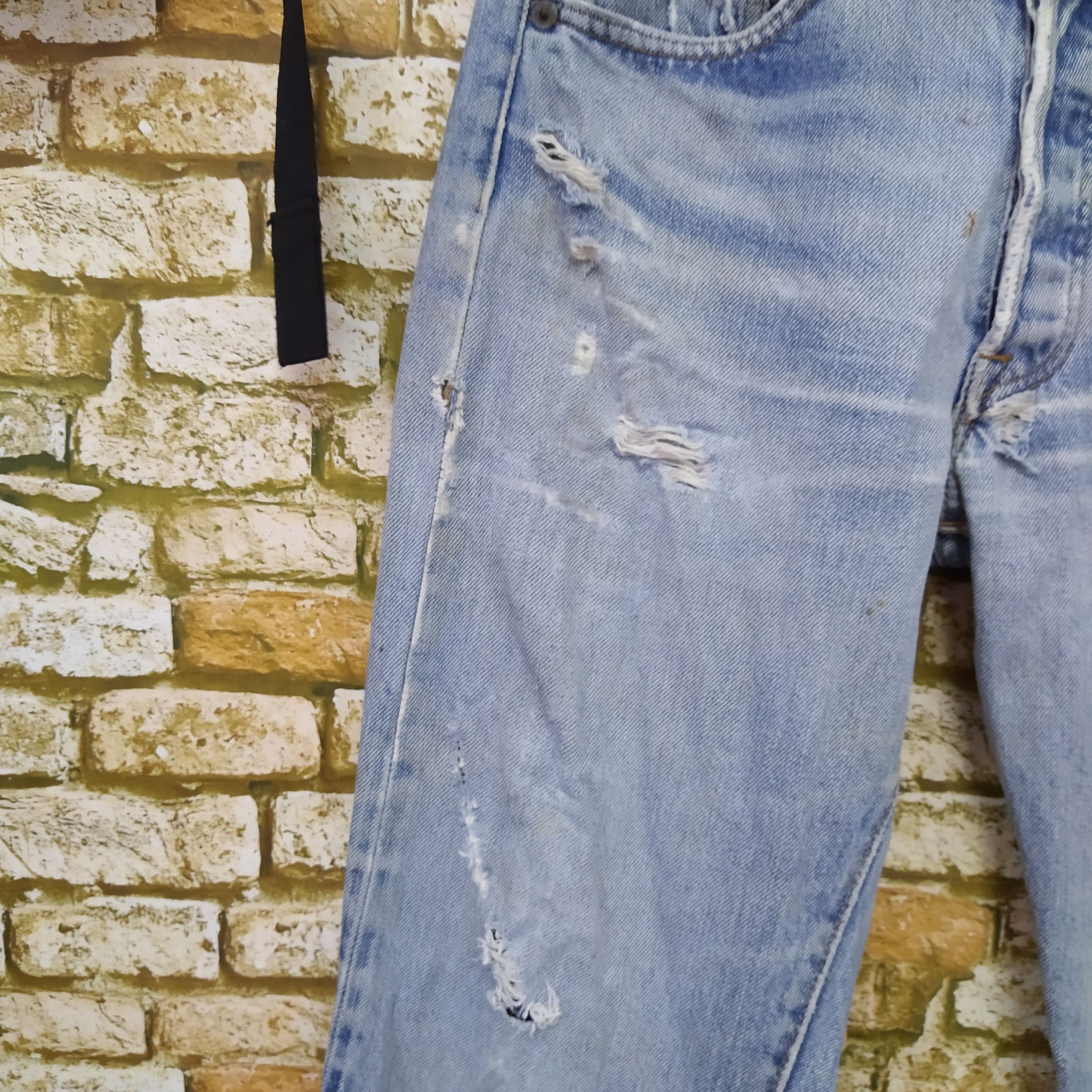Levi's × Vintage 80s LEVIS 501 SELVEDGE USA DENIM #6 COBAIN (D406) Size US 27 - 4 Thumbnail