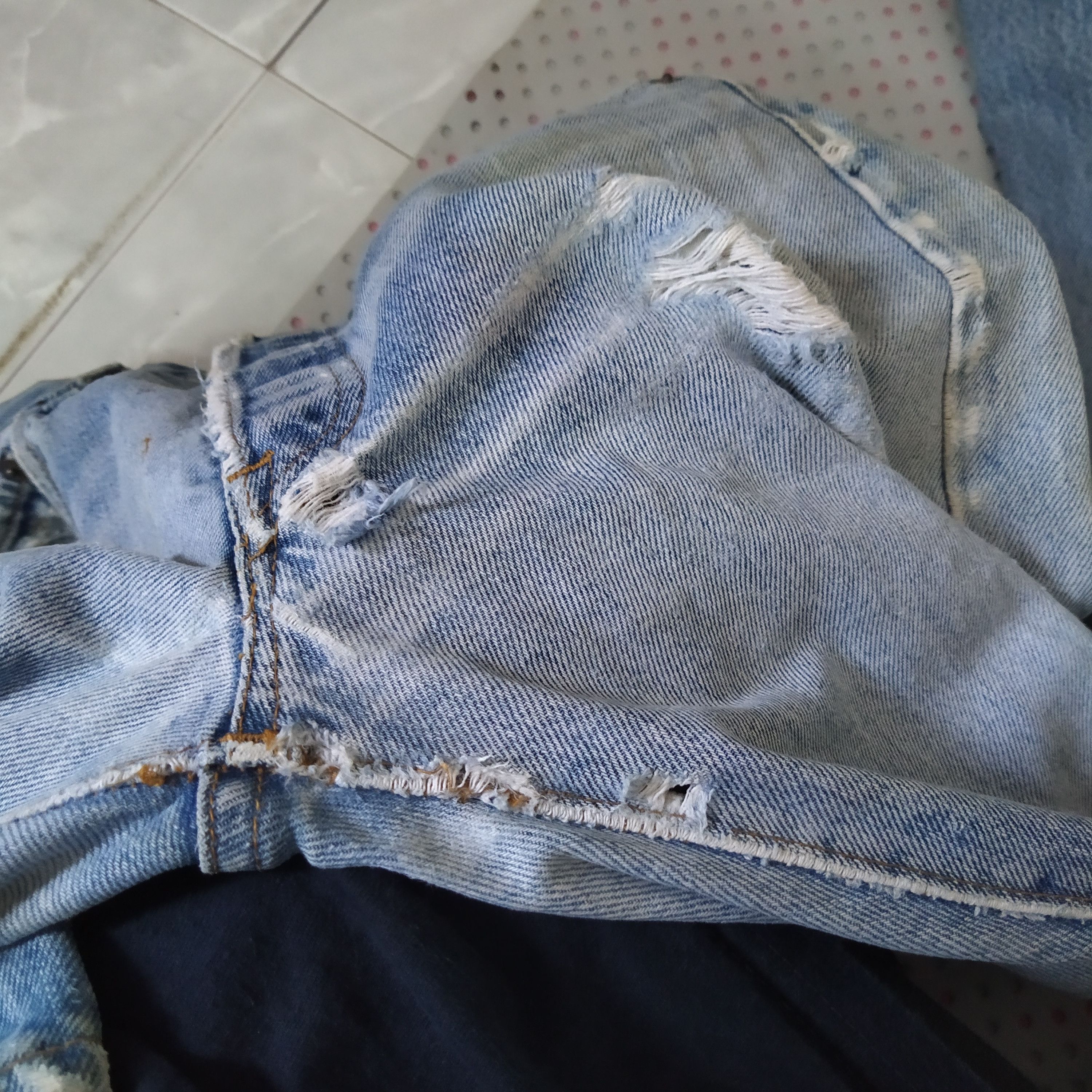 Levi's × Vintage 80s LEVIS 501 SELVEDGE USA DENIM #6 COBAIN (D406) Size US 27 - 13 Thumbnail