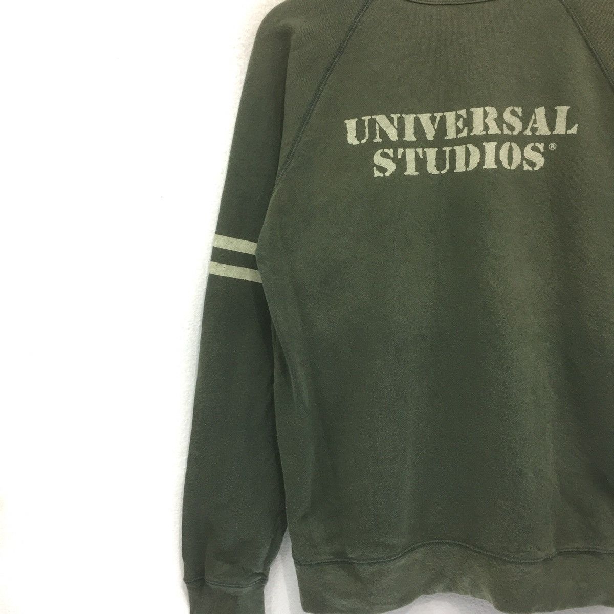 Japanese Brand × Universal Studios UNIVERSAL STUDIO Sweatshirt Crewneck Spellout Osaka Japan Size US M / EU 48-50 / 2 - 10 Thumbnail