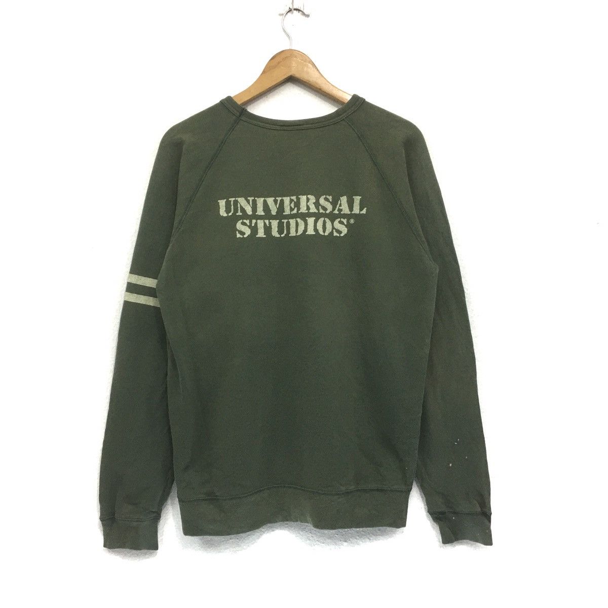 Japanese Brand × Universal Studios UNIVERSAL STUDIO Sweatshirt Crewneck Spellout Osaka Japan Size US M / EU 48-50 / 2 - 1 Thumbnail