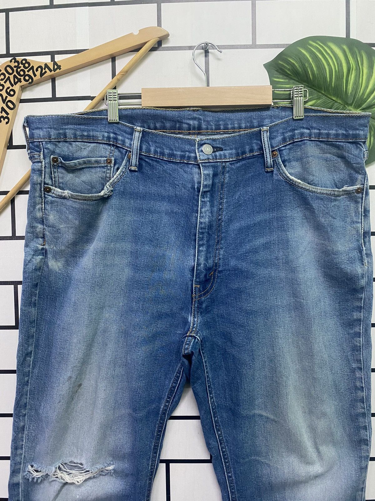 Levi's × Vintage Vintage LEVIS 553 Blue Distressed Denim - L50 Size US 40 / EU 56 - 3 Thumbnail