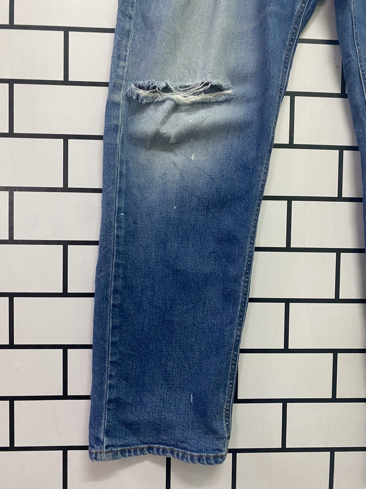 Levi's × Vintage Vintage LEVIS 553 Blue Distressed Denim - L50 Size US 40 / EU 56 - 8 Thumbnail