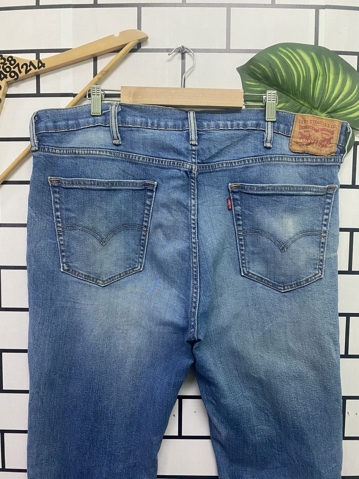 Levi's × Vintage Vintage LEVIS 553 Blue Distressed Denim - L50 Size US 40 / EU 56 - 10 Thumbnail