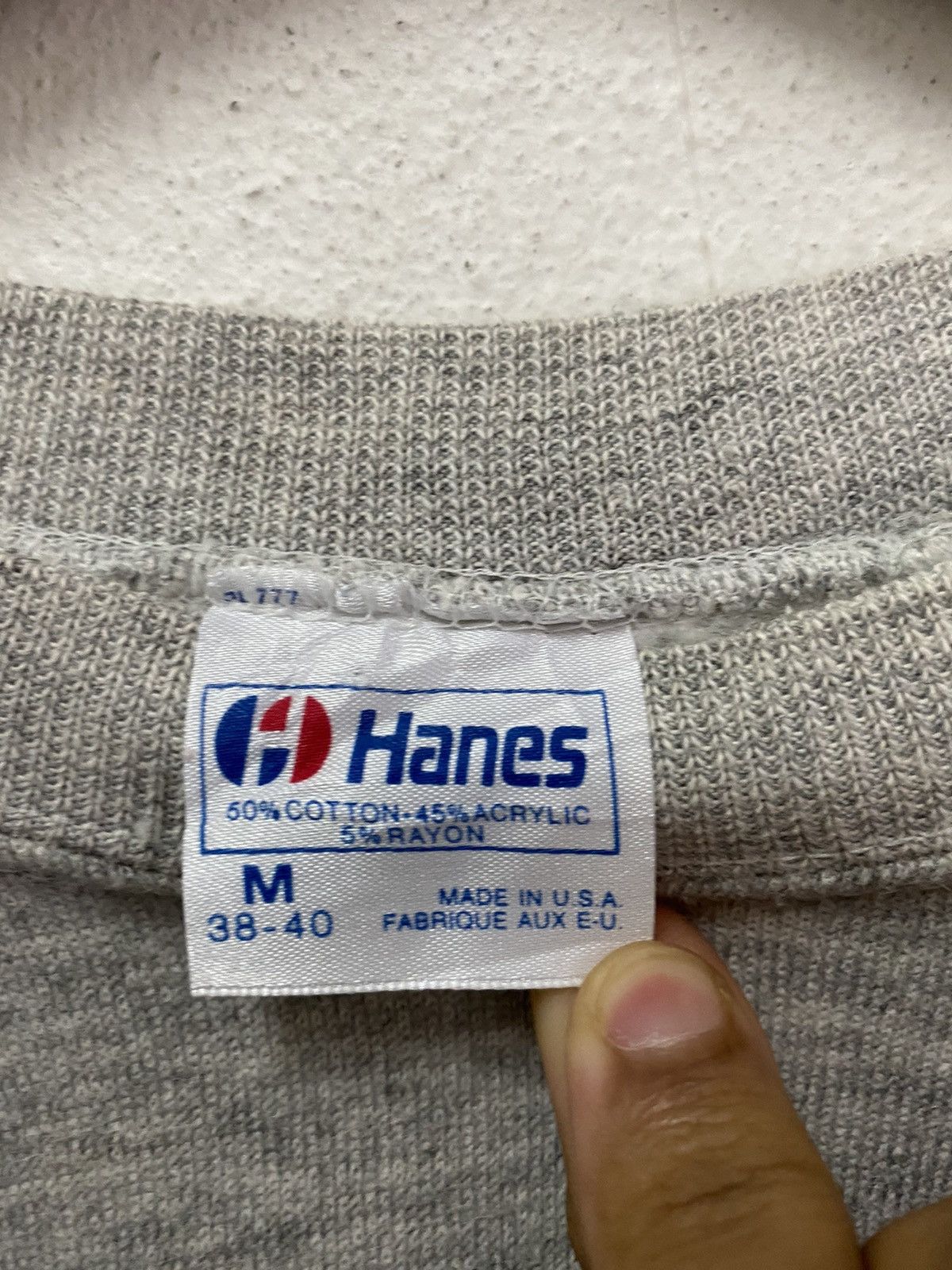 Hanes × New York Yankees VINTAGE 90s NEW YORK YANKEES HANES SWEATSHIRT Size US S / EU 44-46 / 1 - 6 Thumbnail