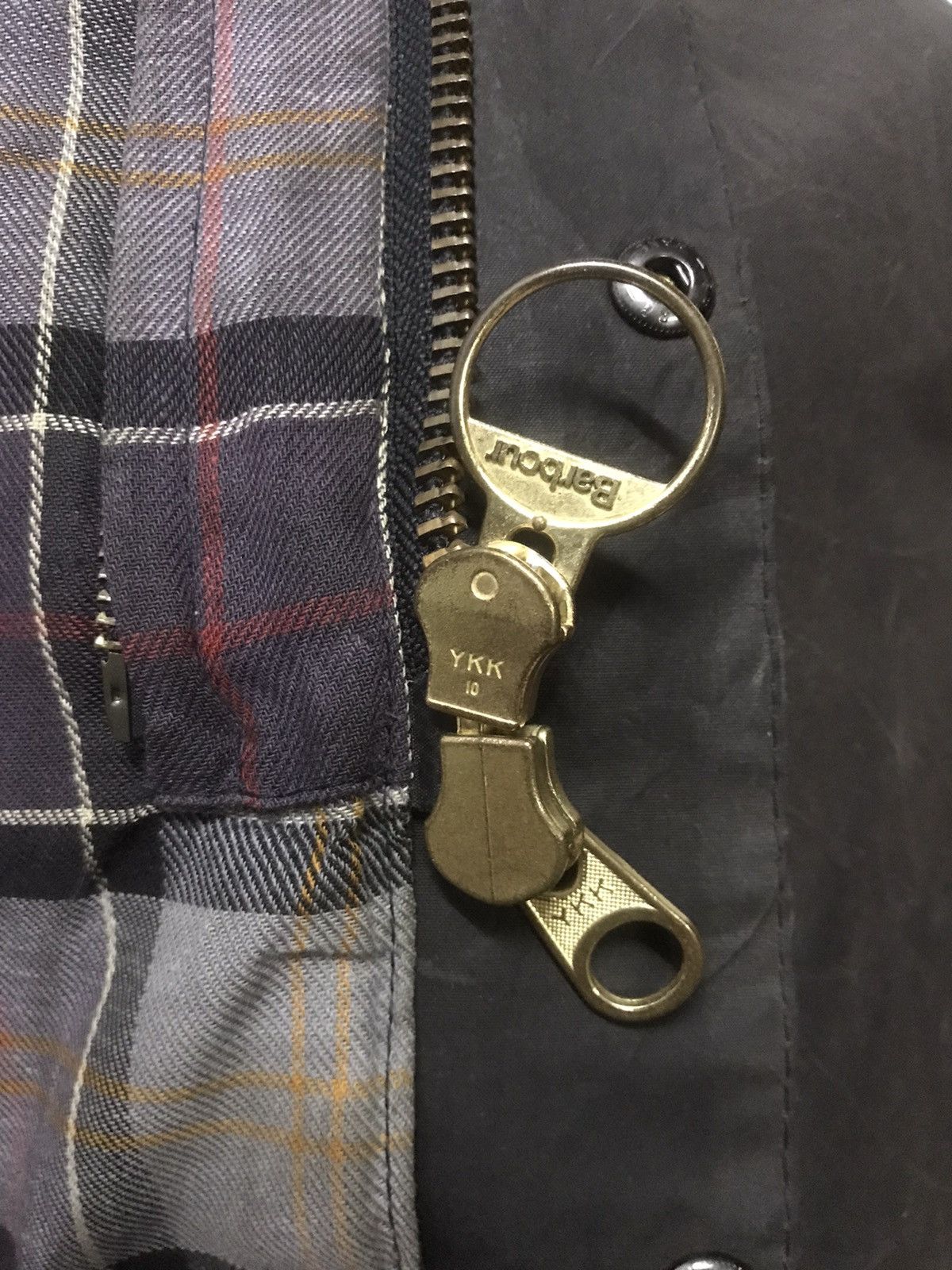Barbour Barbour Beaufort Waxed Military Green Corduroy Collar Jacket Size US M / EU 48-50 / 2 - 15 Thumbnail