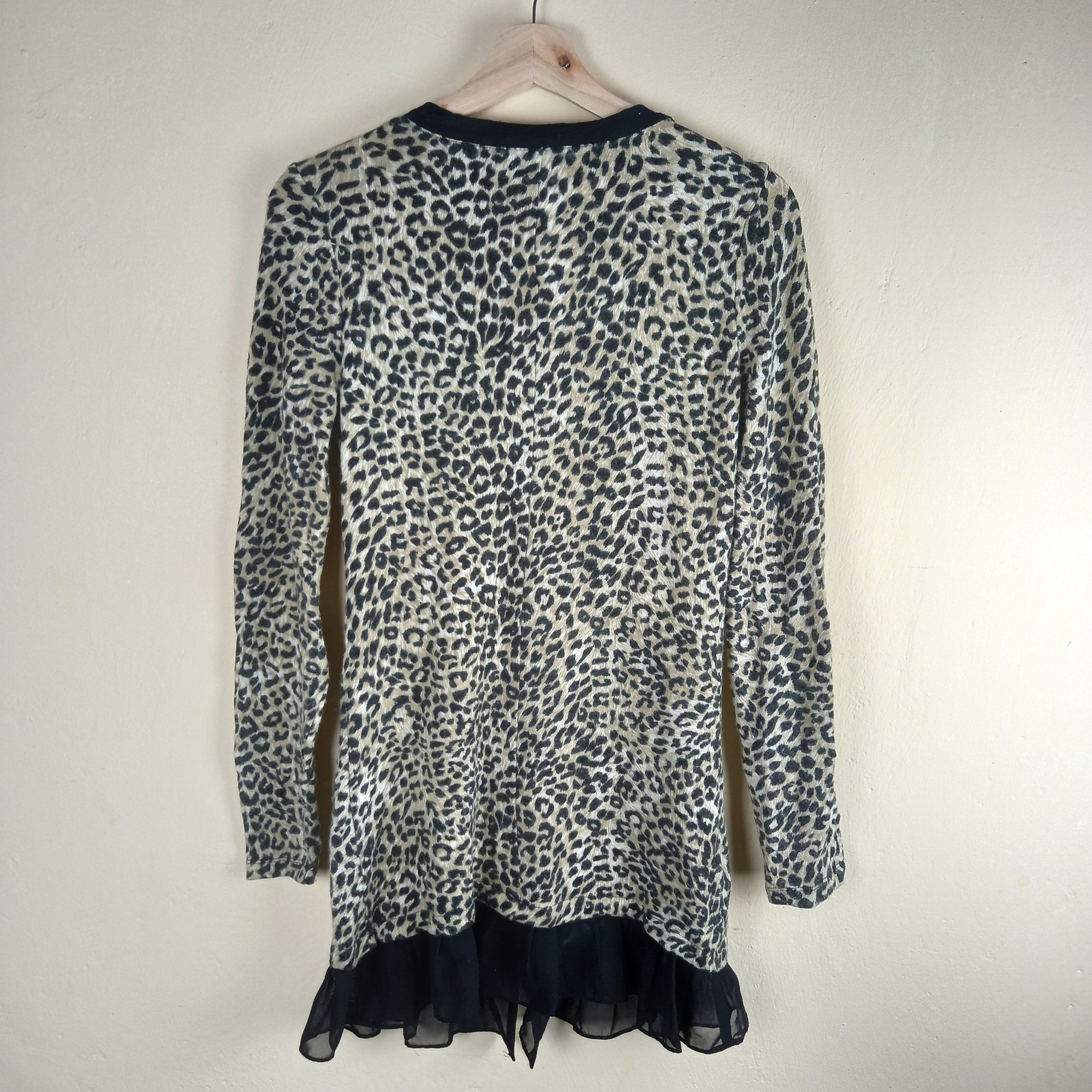 Designer Plastic Island :: Leopard full printed cardigan Size US S / EU 44-46 / 1 - 14 Thumbnail