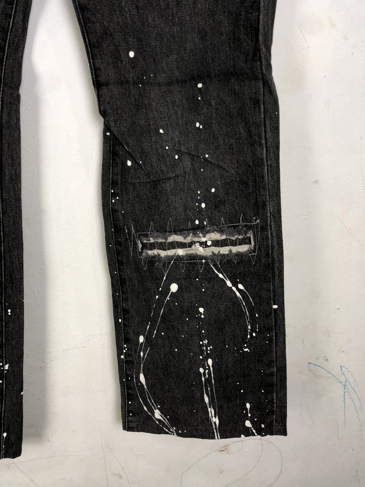 Seditionaries Painted distressed denim jeans size 28 Size US 28 / EU 44 - 3 Thumbnail