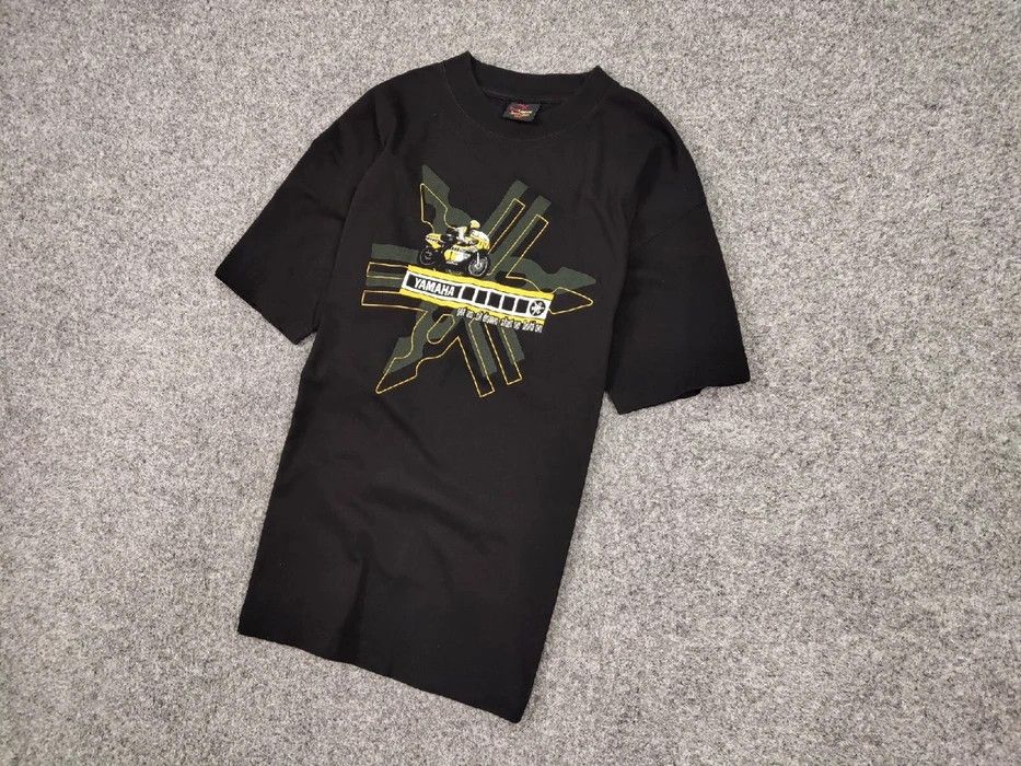 Yamaha Vintage Yamaha Kenny Roberts Race Motorcycle T shirt Size US XL / EU 56 / 4 - 2 Thumbnail