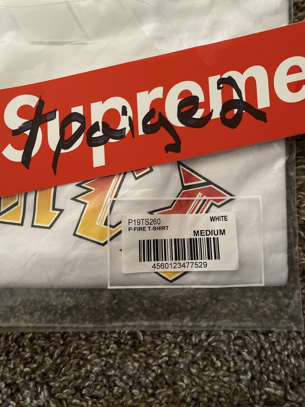 Palace fire tee clearance